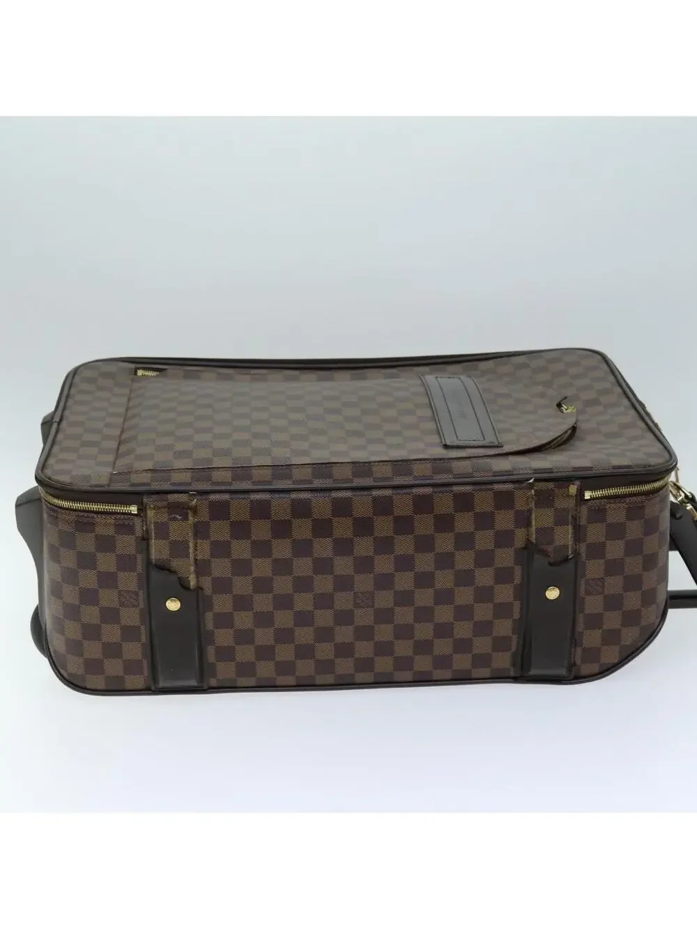 Louis Vuitton forward 14 whether
